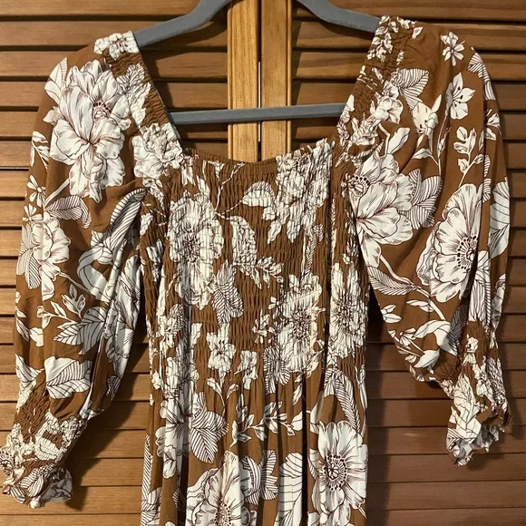 Petal and Pup Smocked Puff Sleeve brown and White Fall Color Midi Dress Size XS - Picture 3 of 8